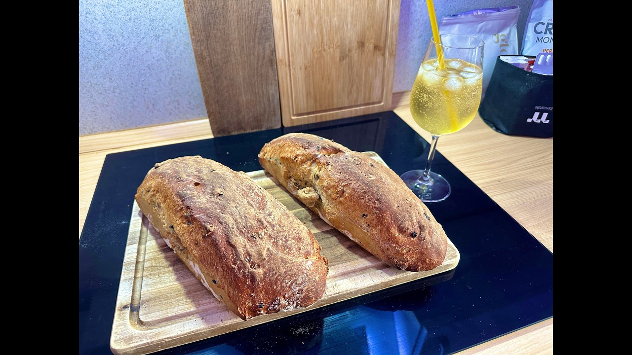 Brot backen Ciabatta #Ciabatta #mirkoskueche #brotbacken #kikiandsimon #Dampfbackofen #Brot