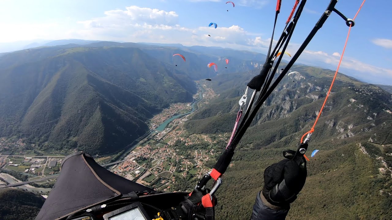 beauty of Bassano del Grappa 09.2020 [PARAGLIDING]