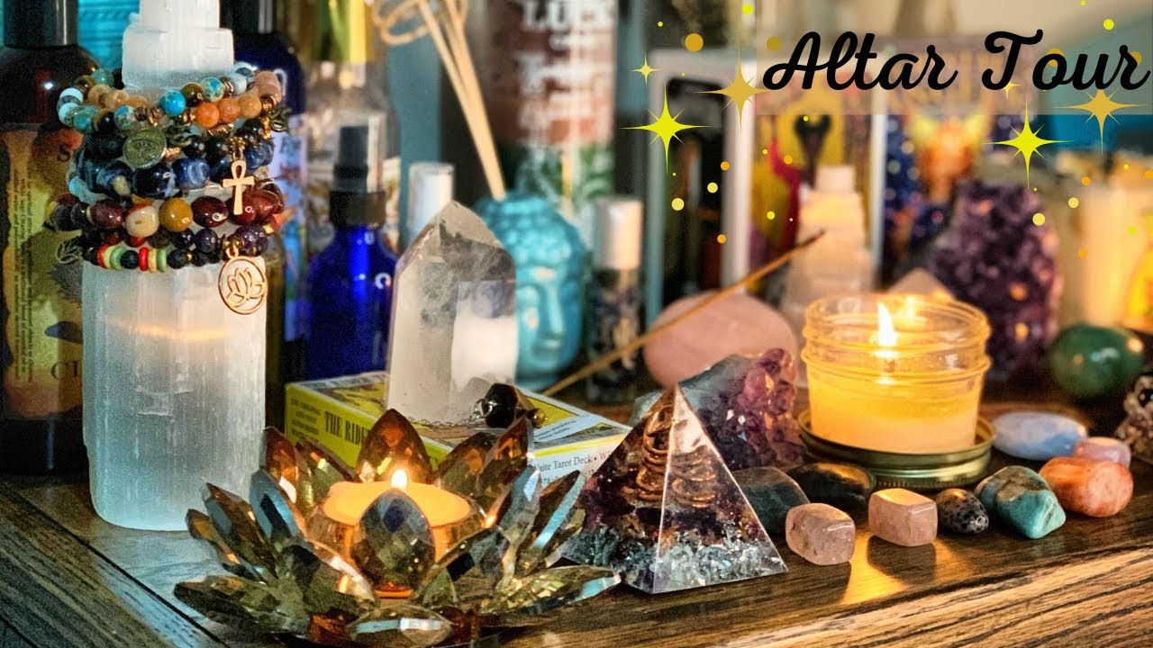 What's On My Altar(s)??|Altar Tour (Very Detailed)| Pretty Hippie