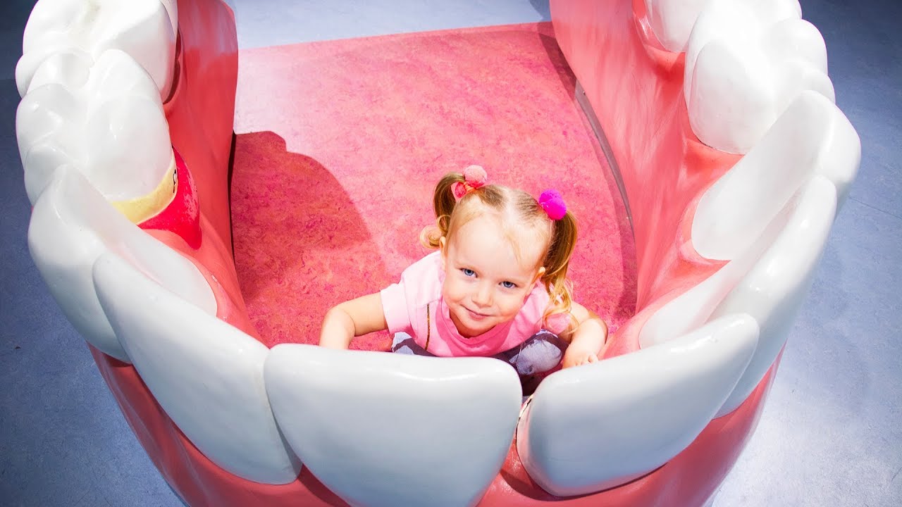 Gaby and Alex playing at Children Museum
