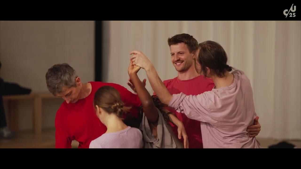 Museum of Futures / Scottish Dance Theatre + performerzy / Ciało/Umysł 2025
