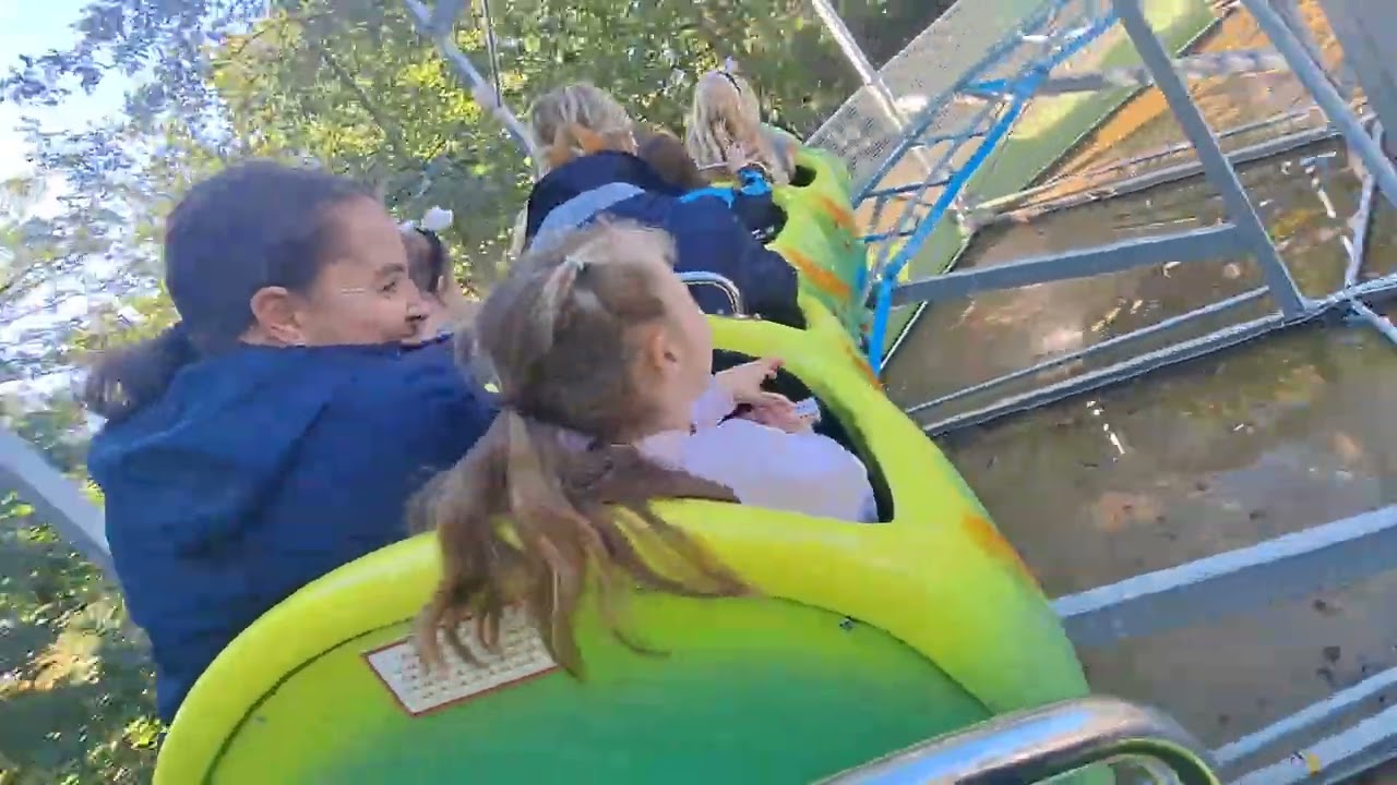 The Wriggler coaster pov. Gullivers world 