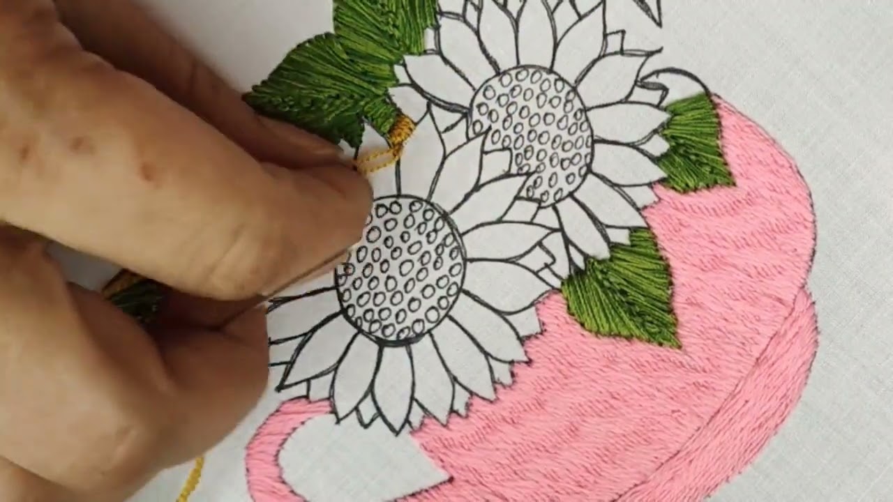 Hand embroidery using very easy stitches 💓🪡 | Learn hand embroidery | Embroidery Designs