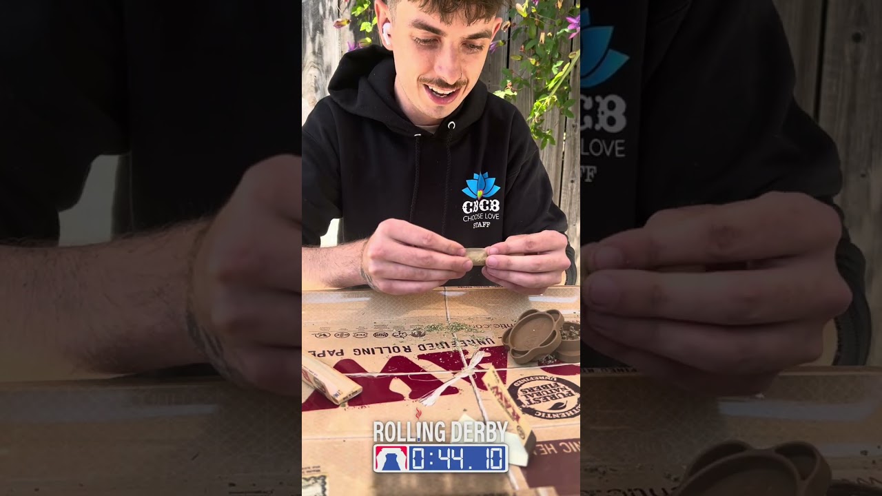 Willgpsn rolls a 3 gram joint?? for Rolling Derby