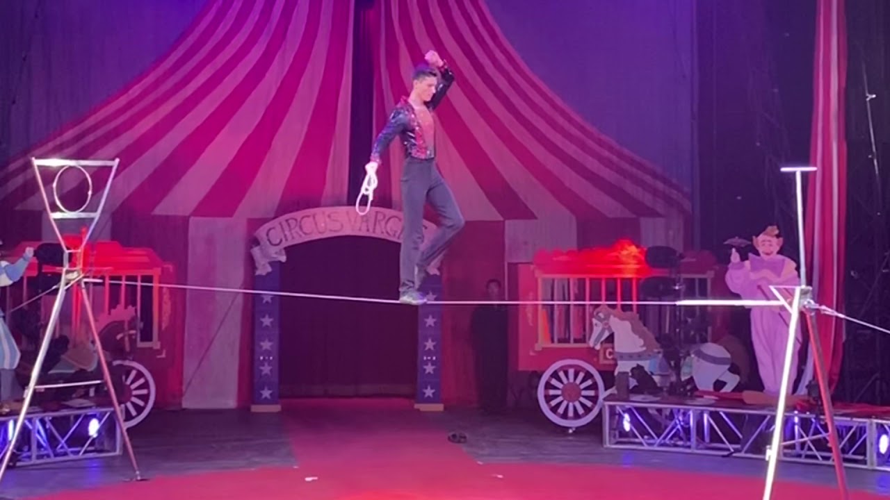 Steven Ferreri Low wire Circus Vargas 2019