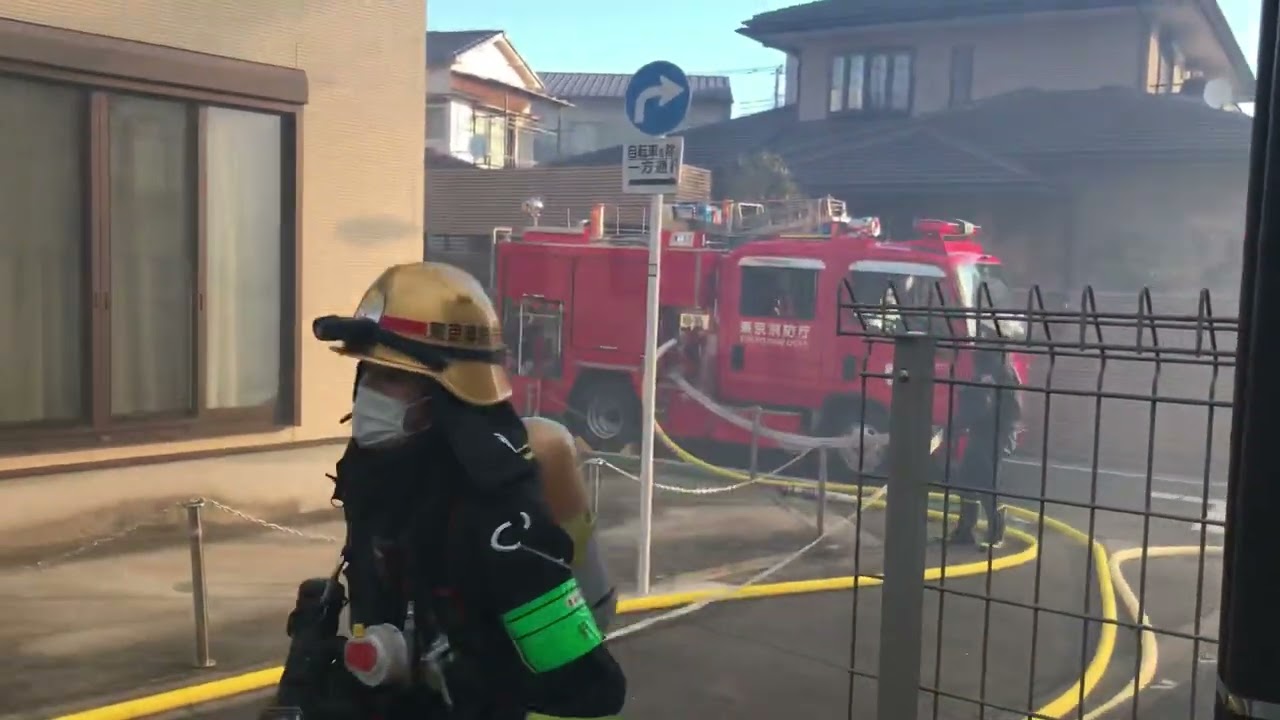 東京都北区中十条　住宅火災&消火活動_01【2022年2月18日】