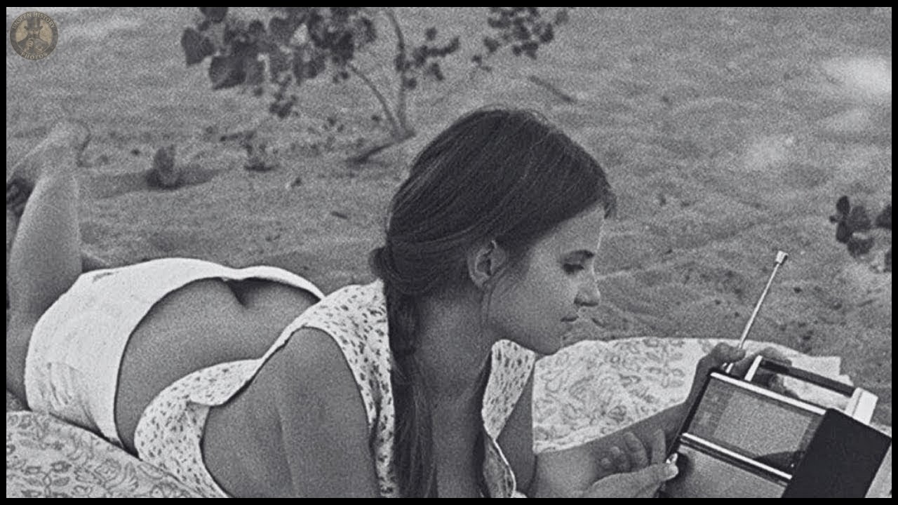 📷 Unseen Vintage Photos That Were Too Bold for the Public!