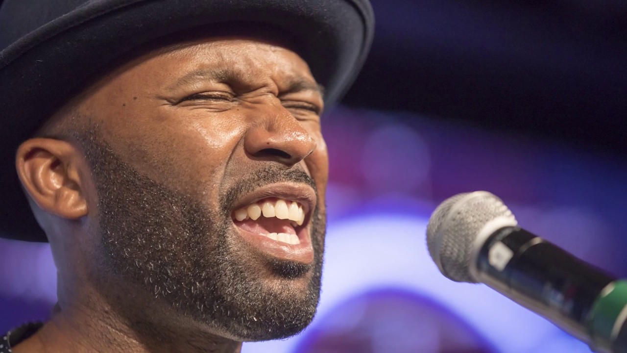 Recruiting Talent at LinkedIn With Open Mic Nights
