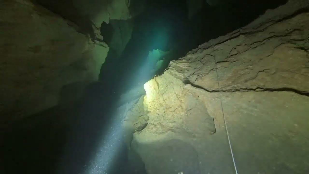 Foux de la Vis 2024: The side passage continues