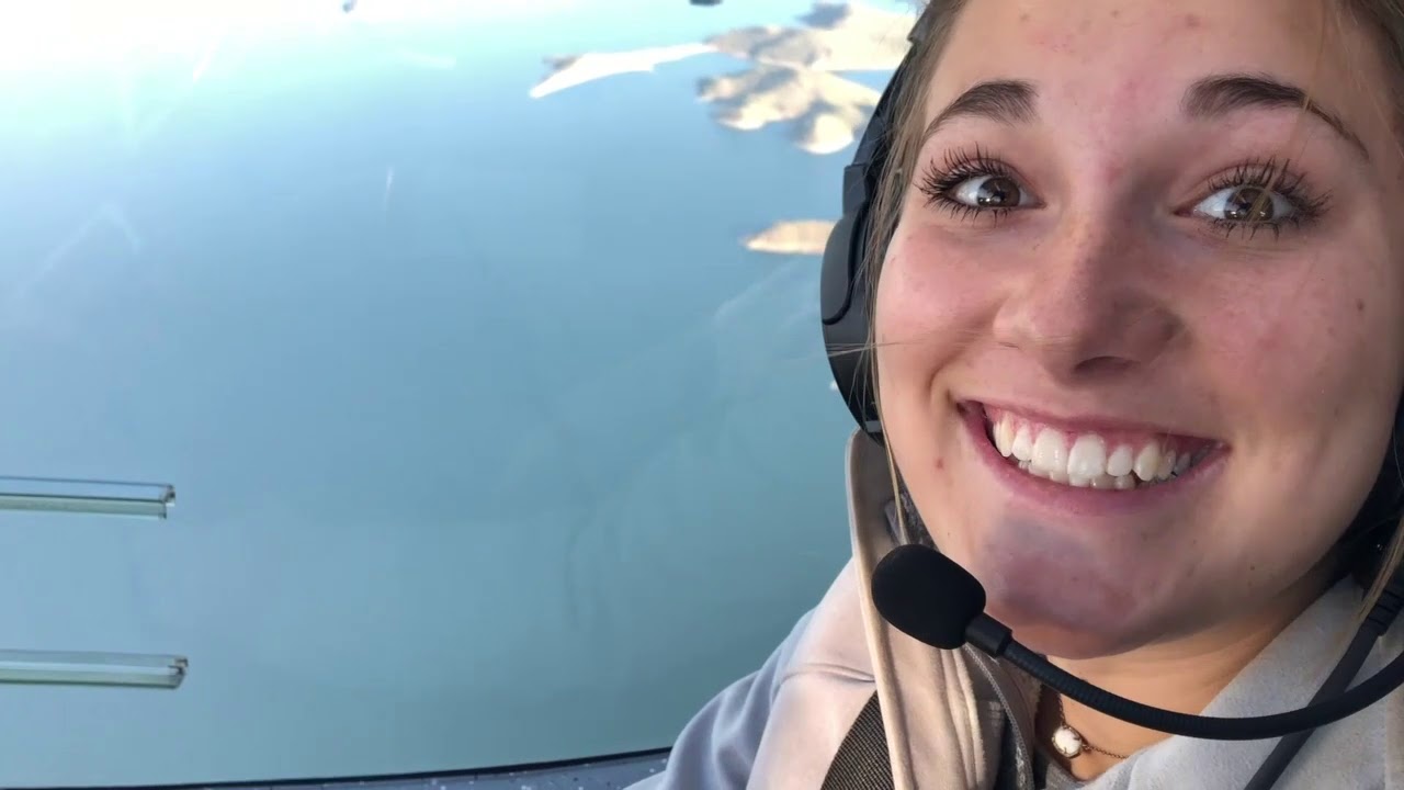 TopGun Taylor Flies a CTLS
