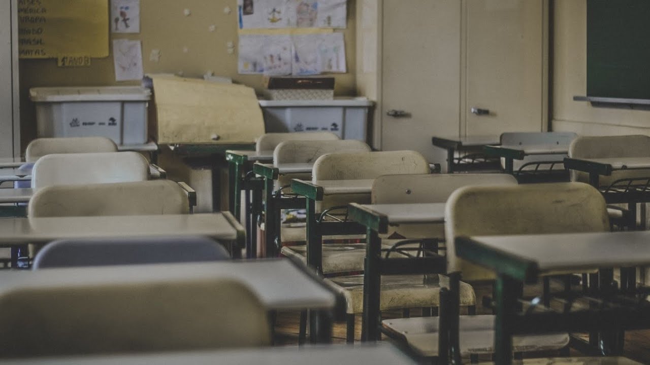 Liveinspelning Varför måste skolor stängas?