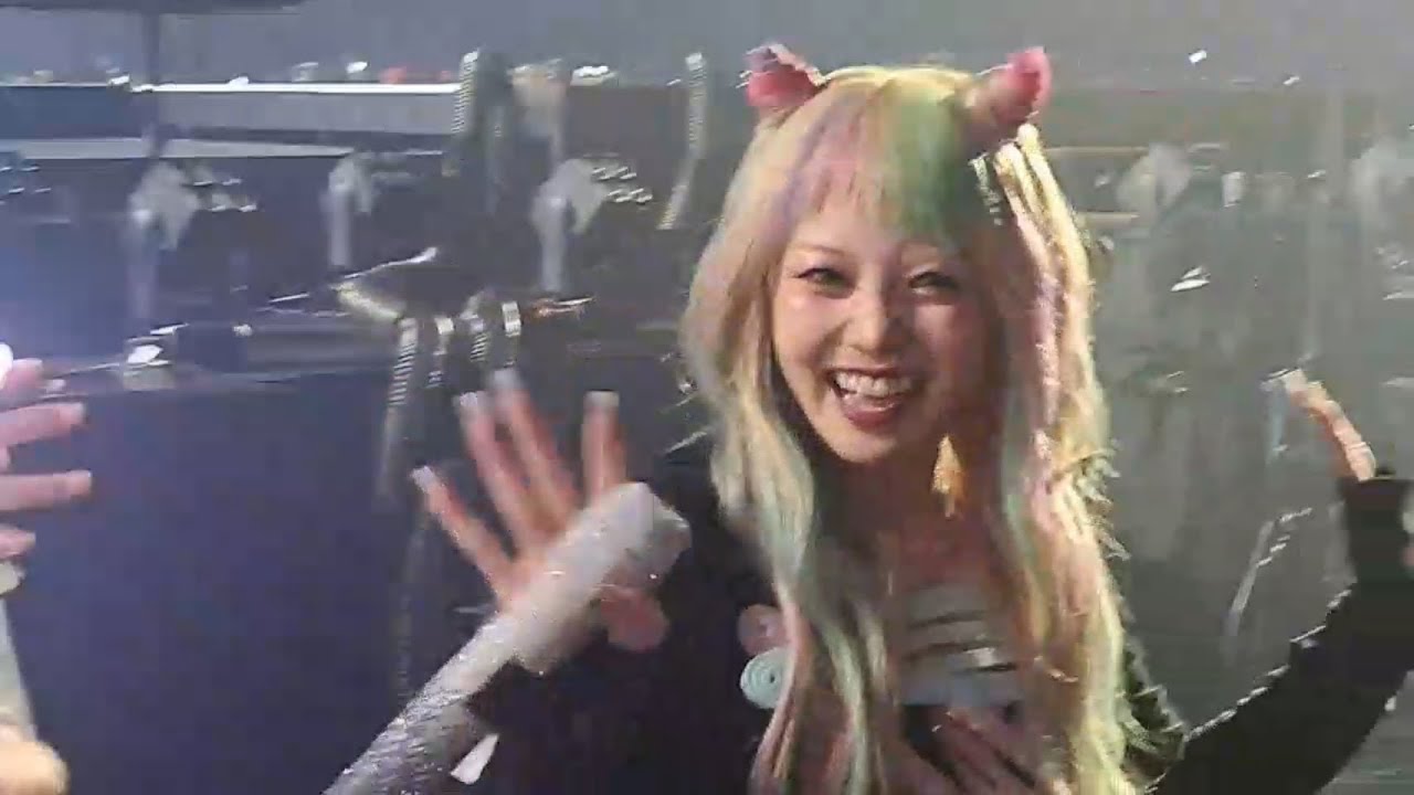 XG interacted with fans!
