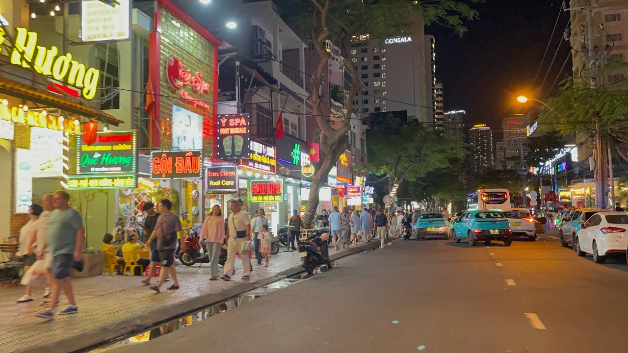 Khách Quốc tế tràn ngập đường phố Nha Trang#nhatrang #travel #tintuc #dulichbien 