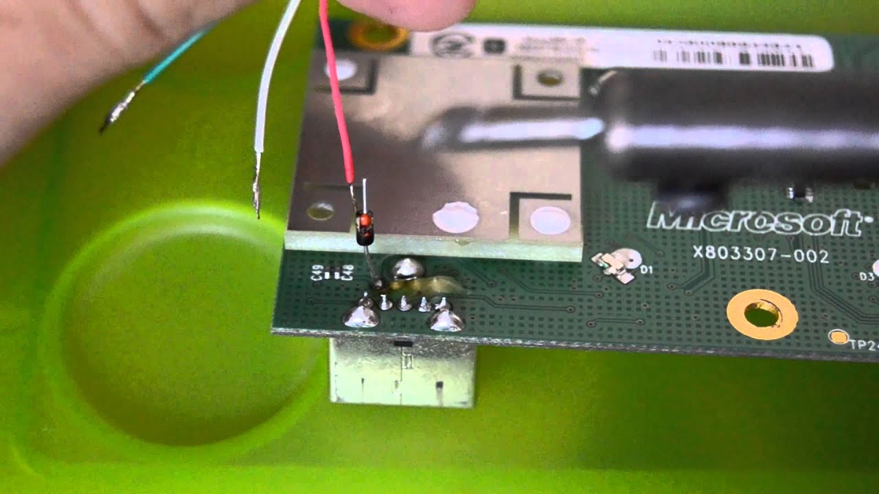 How to make a homemade Xbox 360 controller wireless receiver for PC! [HD]