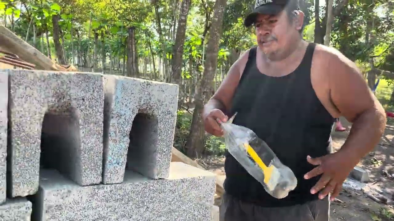 Por esta razón no venimos ayer a trabajar