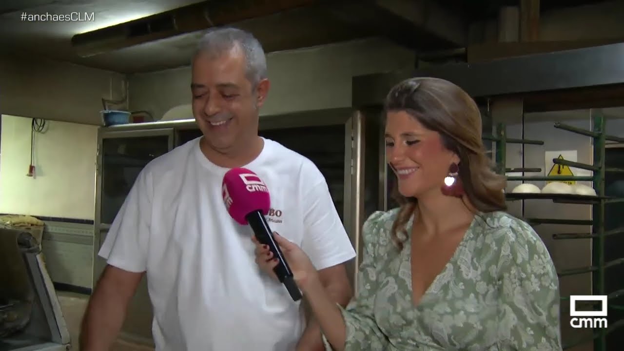 As&iacute; elaboran las tortas de mosto en Socu&eacute;llamos