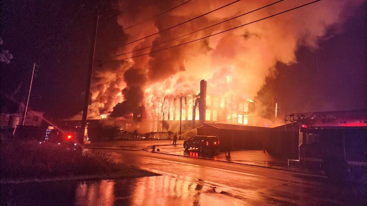 Woonsocket, RI General Alarm *Inferno* 4 sty vacant mill destroyed by fast moving fire