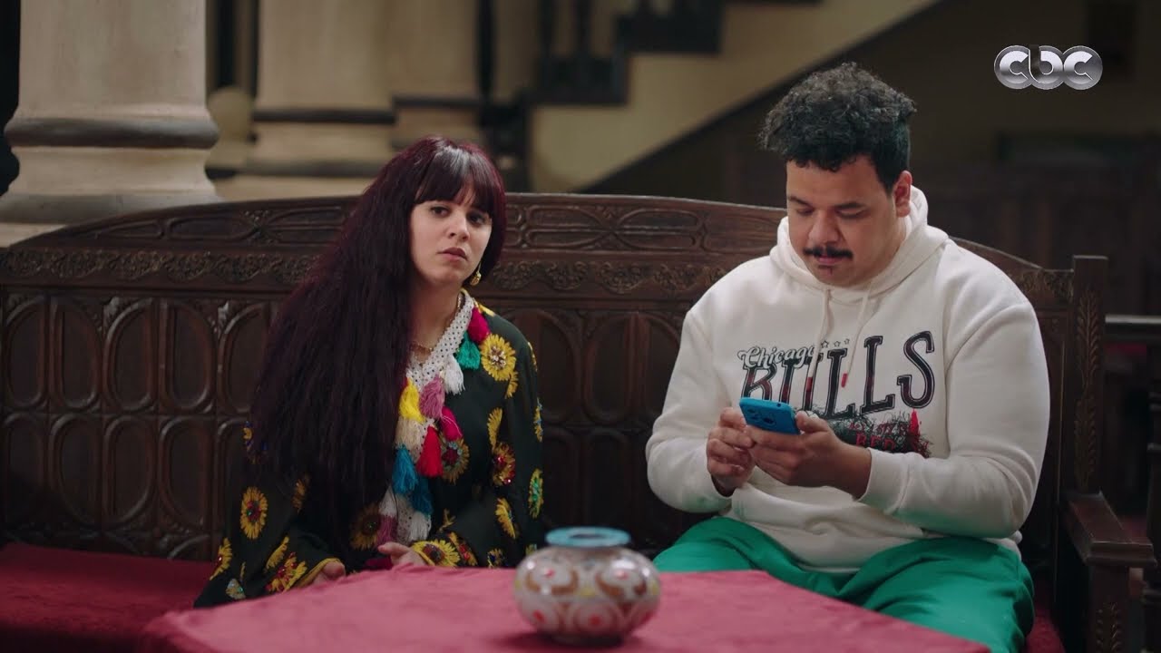 مسلسل الكبير أوي 8 |  انت عصرت الإفيه ..أحمد مكي بدأ يتعصب من كتر الإفيهات
