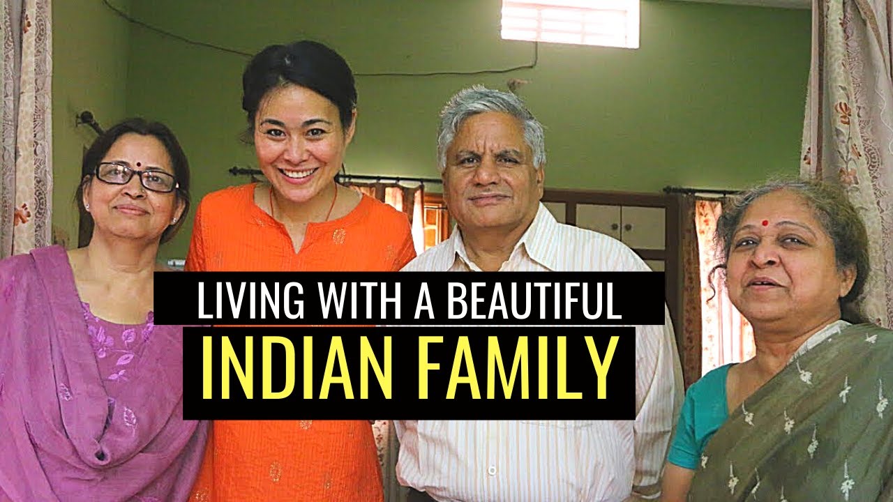 LIVING WITH AN INDIAN FAMILY | VLOG | Diwali Festival in VARANASI