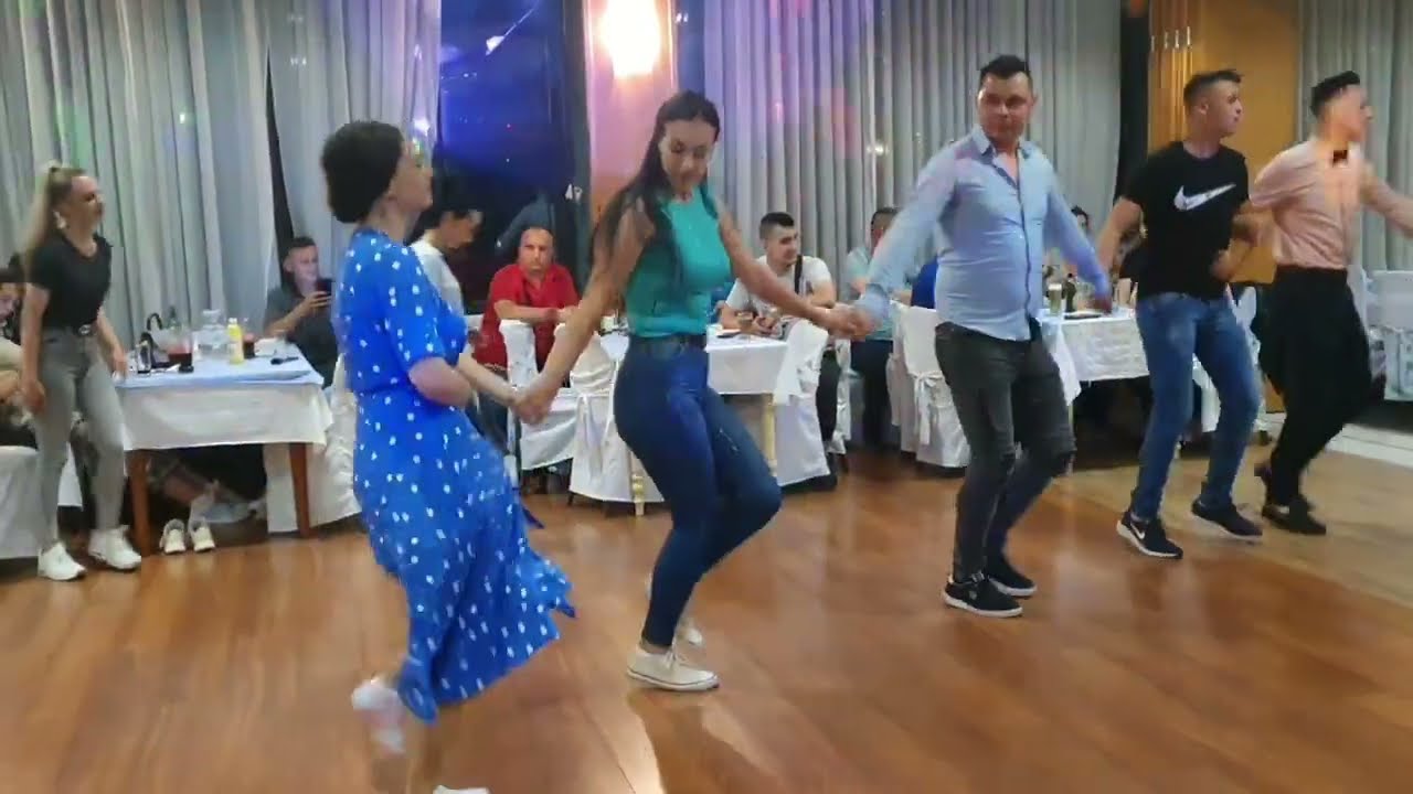🔴 Lafice Amina i Jasmina kolo vode - Hotel Heco Plus Sarajevo - Bosanski teferič