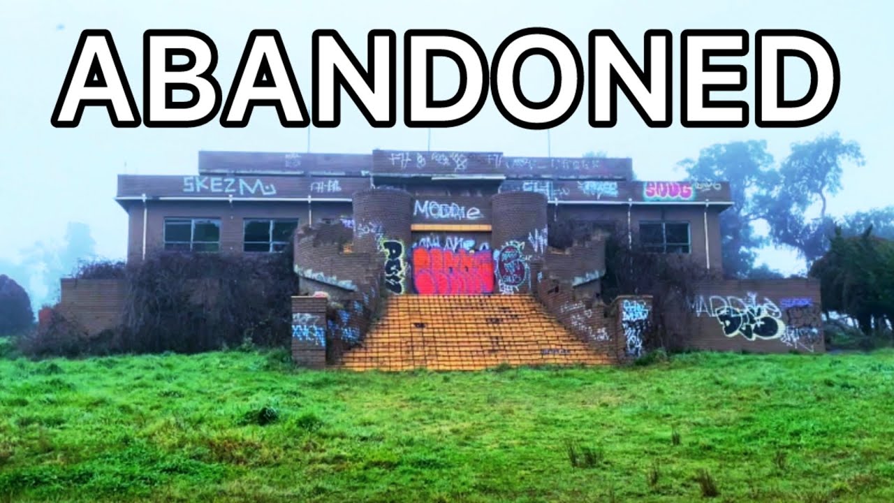 Explore Melbourne&rsquo;s Abandoned Lime-Green Mansion, Victoria, Australia