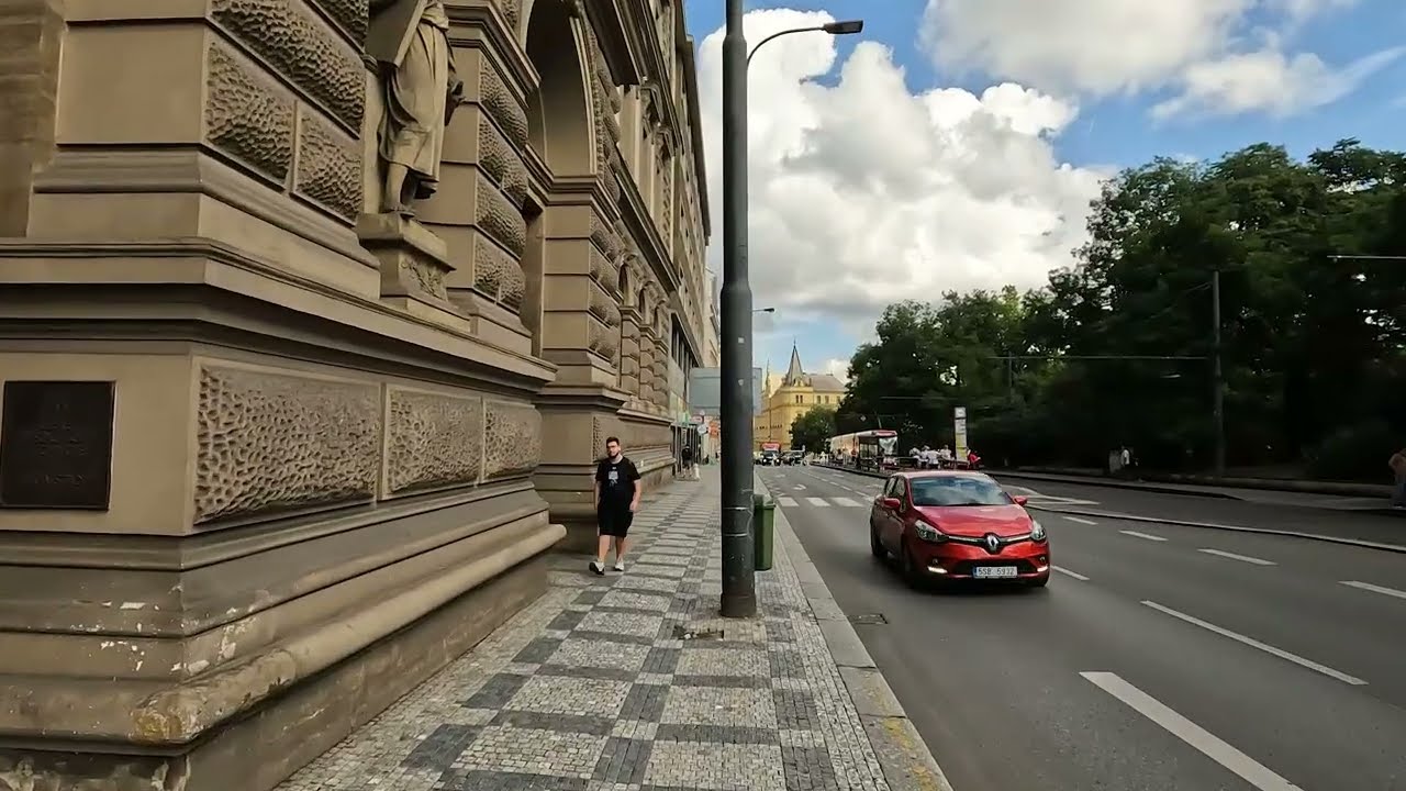 🏰 Prague. New Town – Between Gothic and Memory\ Прага. Новый город — между готикой и памятью
