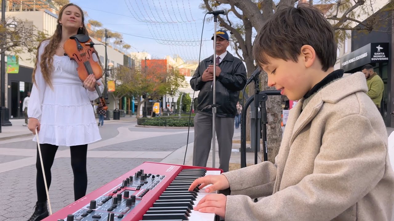 Ave Maria - 6 Year Old Pianist joins Karolina Protsenko