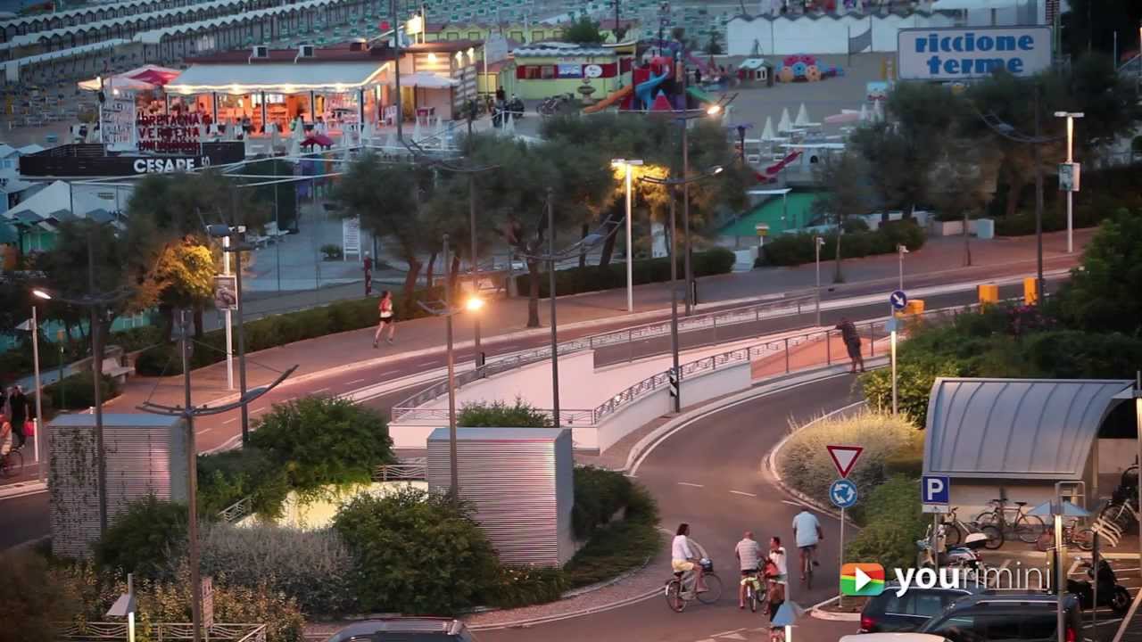 Riccione ed il suo favoloso Lungomare nel video di Yourimini