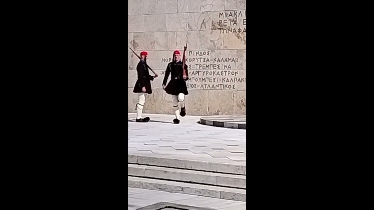 Change of Guard at the monument to the unknown Soldier, Hellenic Parliament, Athens, Greece 🇬🇷