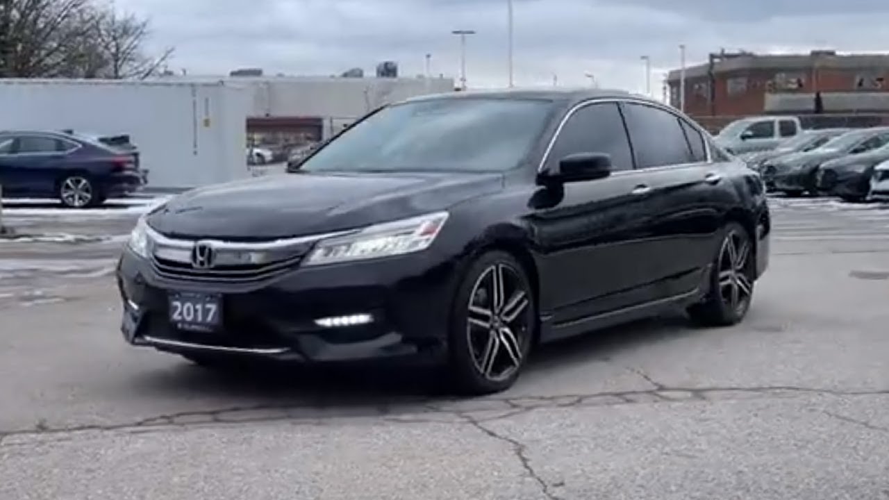 2017 Honda Accord Touring V6 Sedan P6150