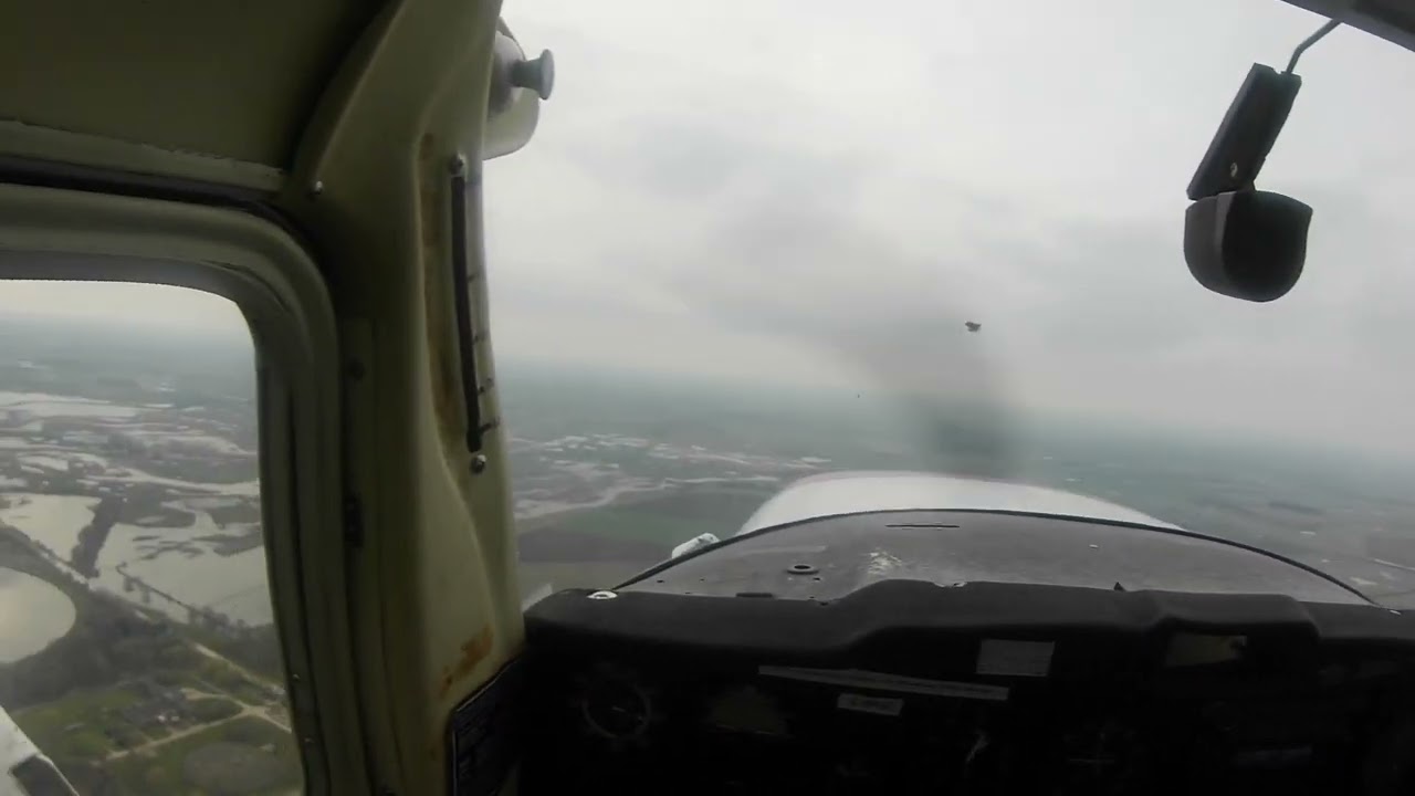 Beverley Airfield Cessna 150 Circuits 12