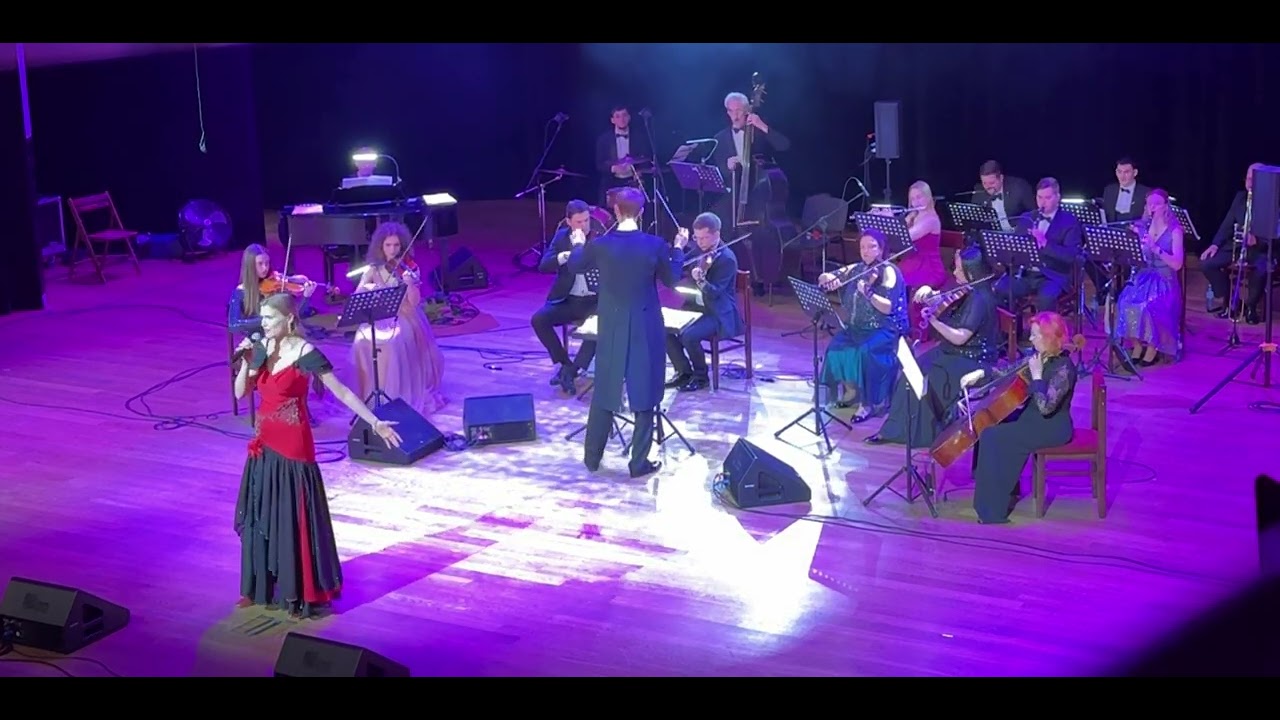 I. Kálmán - Cardasz Marizy z operetki “Hrabina Mariza”