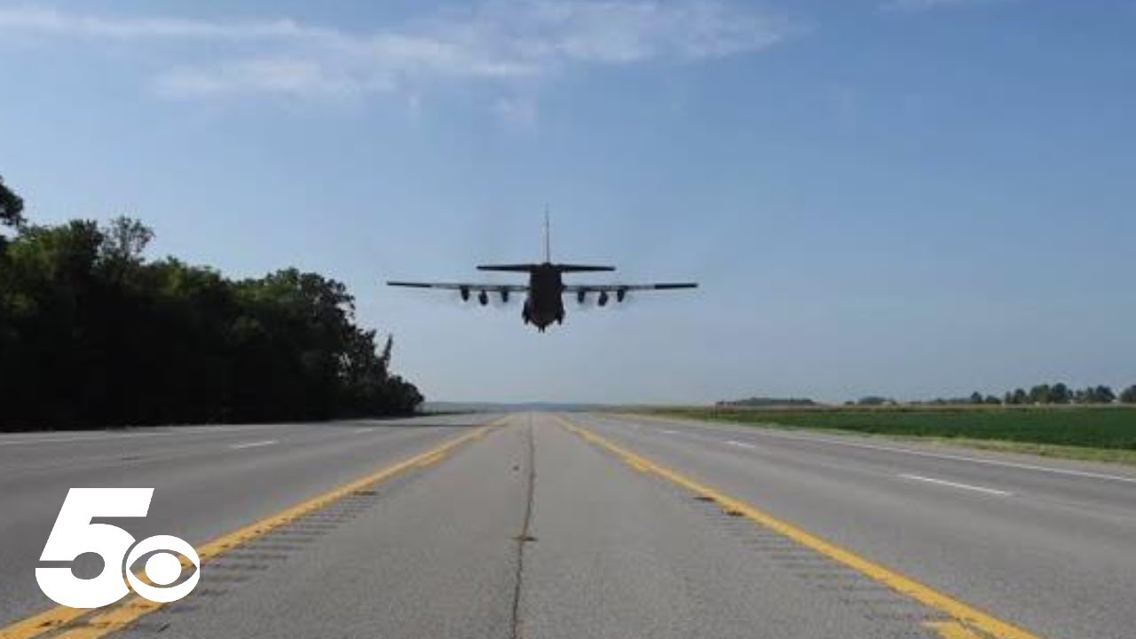 Arkansas National Guard lands C-130 Hercules cargo plane on state highway