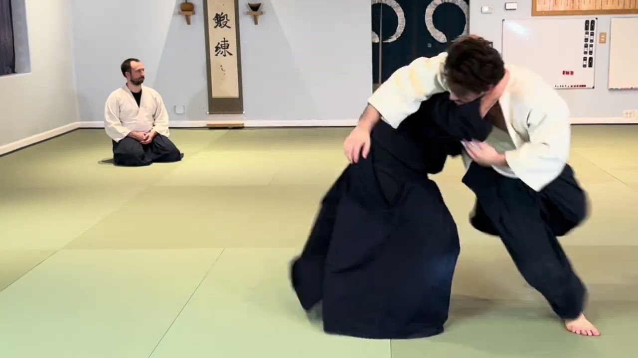 Aikido: Uchi Kaiten Nage from the Clinch (Collar Tie)
