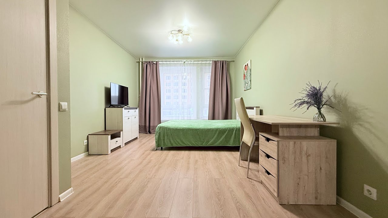 1R flat (42 sq.m, 2/15 floor). Salaryevo subway (10 minutes walk). Modern! RED LINE! REGISTRATION! 