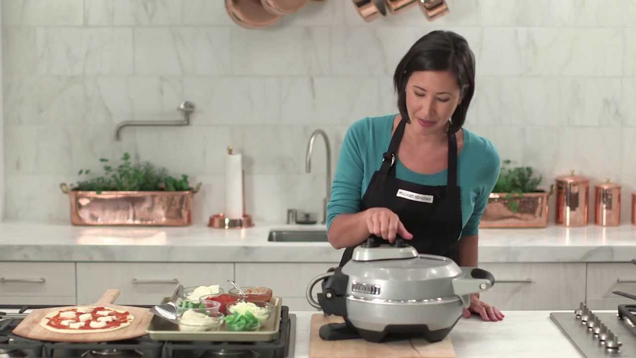How To Use the Breville Crispy Crust Pizza Maker | Williams-Sonoma