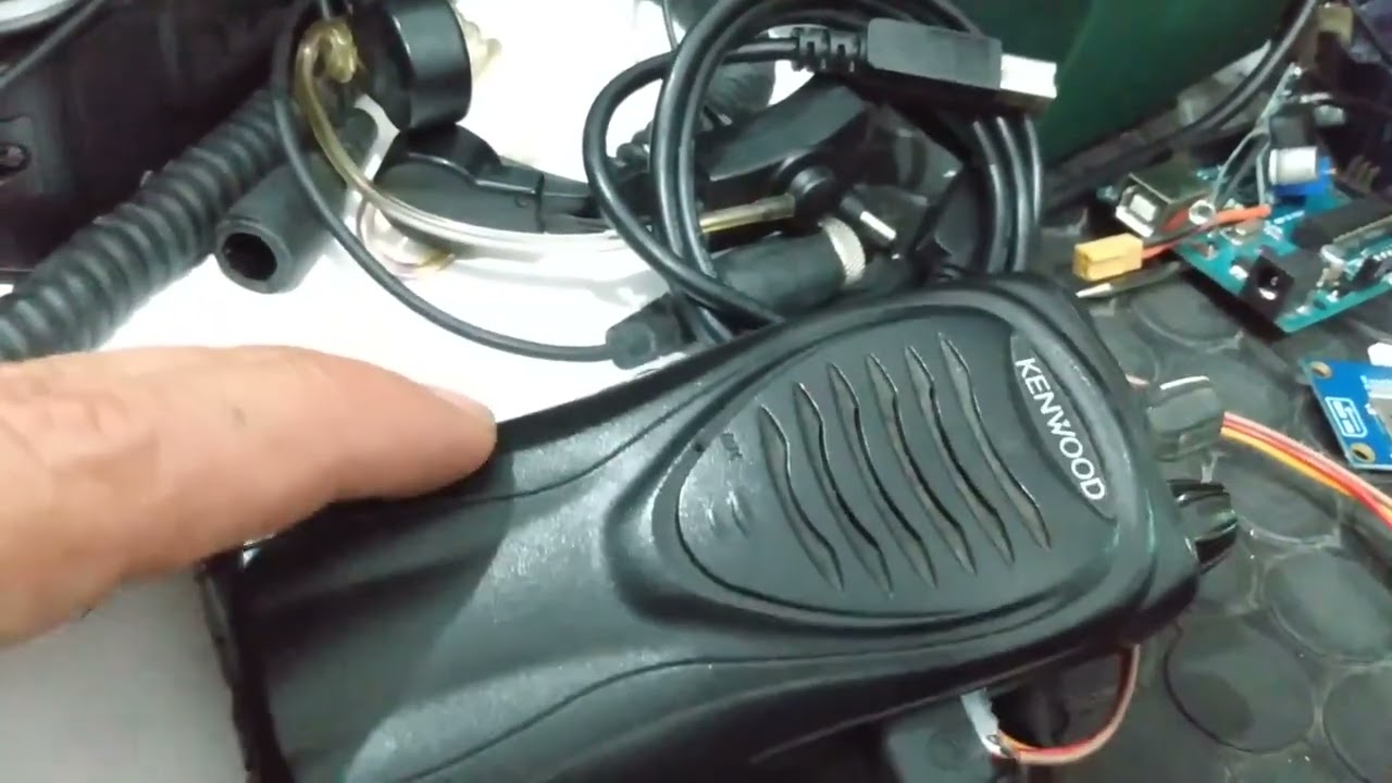 Fabricacion de programador universal de radios Kenwood