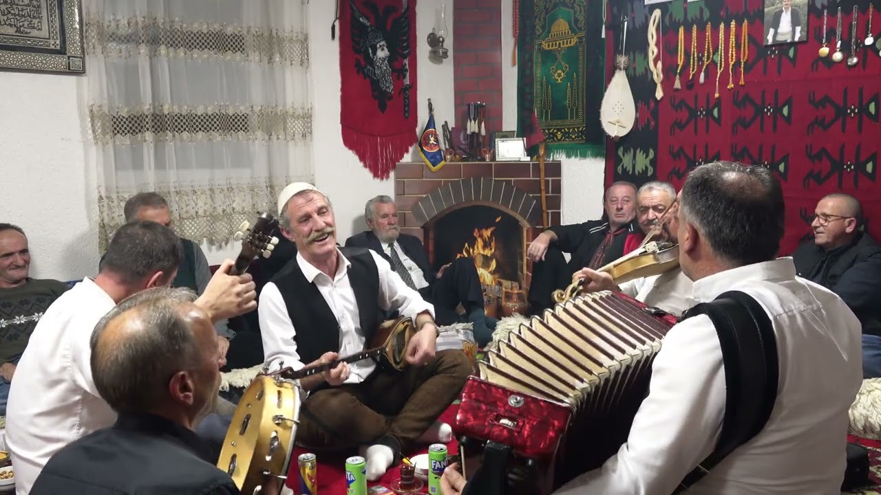 Fehmi Kastrati me grupin - Ndez atmosferën me këngë folklorike 2026