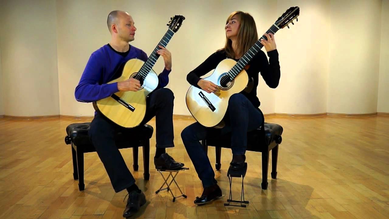 Asturias by Isaac Albeniz - classical guitar duo