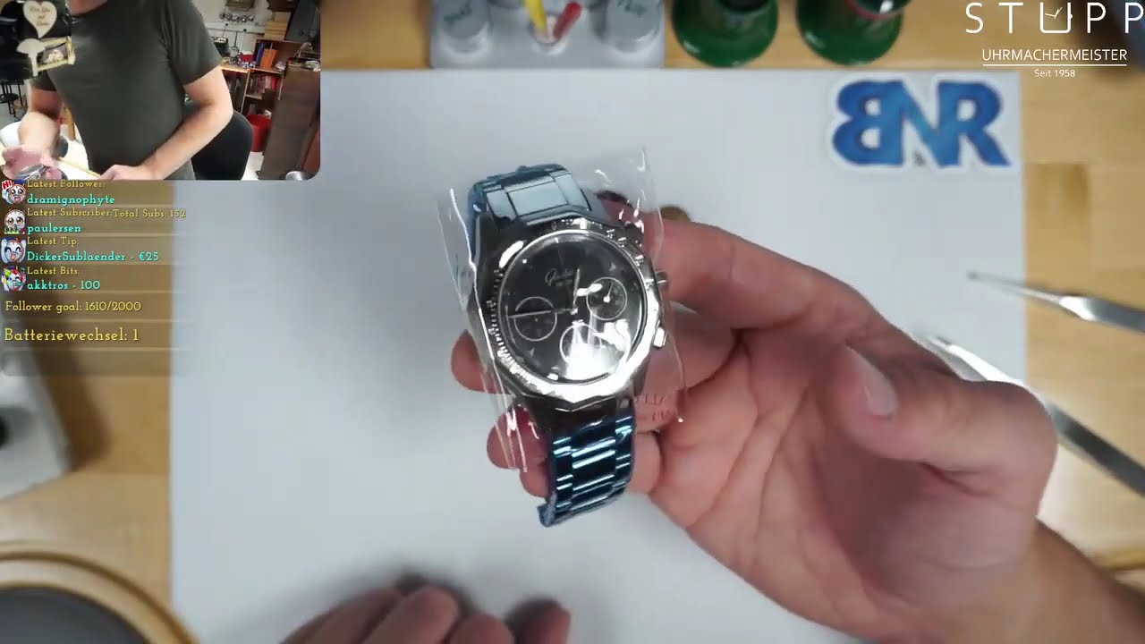 Display time in numeric format. 08