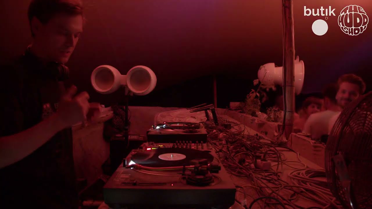 Tzena | themuddshow x Butik