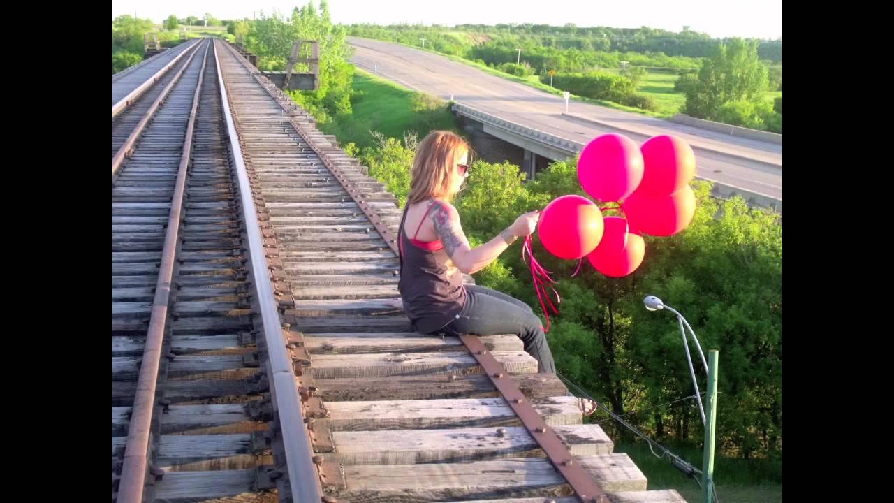 Stop Motion - Float On (k&b)
