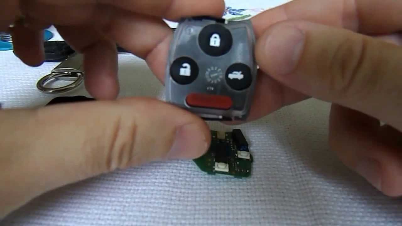 New Civic LXS - Habilitando abertura porta malas pelo controle remoto da chave