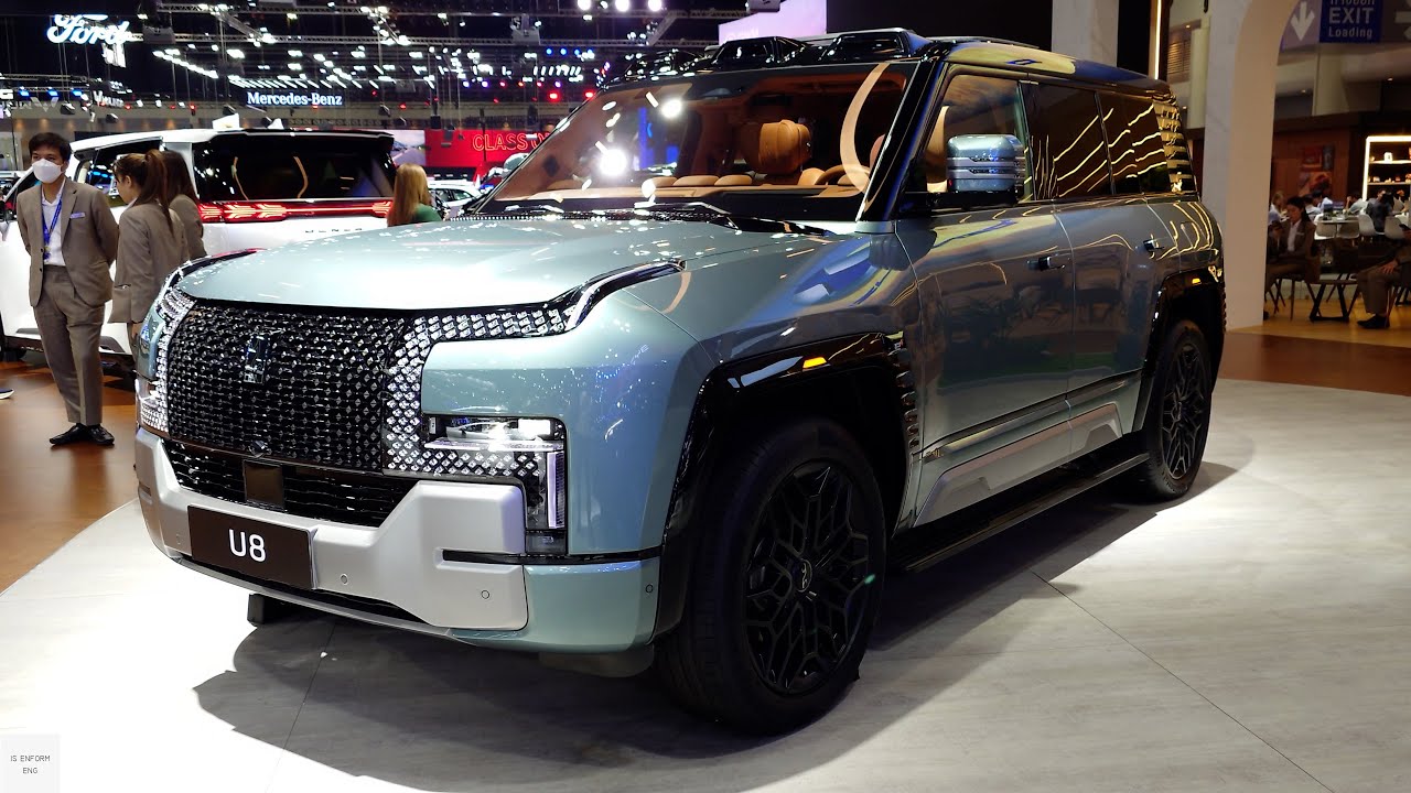 2026 BYD Yangwang U8 / In-Depth Walkaround Exterior & Interior
