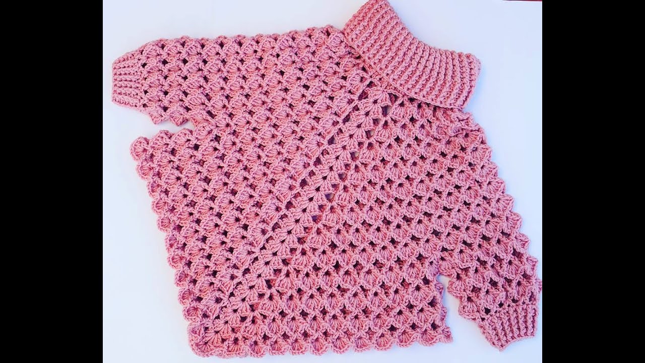 Poncho con cuello tortuga y con mangas a crochet para niña todas las tallas