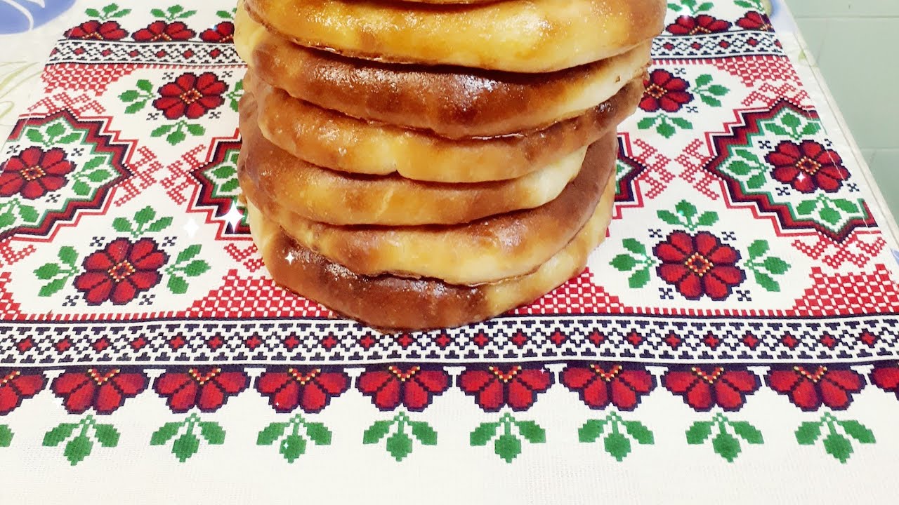 ,,Placintele ţaranesti  ca la bunica ,, foarte foarte delicioase