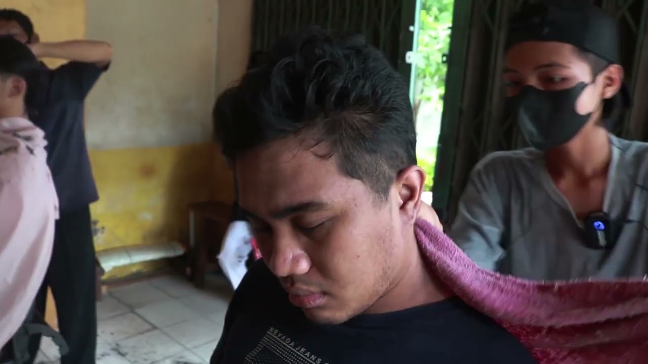 ASMR. CRACKING COMPILATION, KOMPILASI KRETEK LEHER DAN DAHI PART 2 BarberIn. INDONESIA