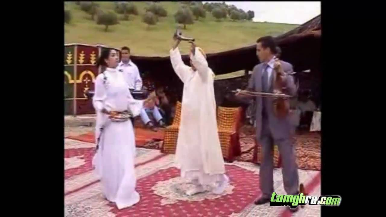 Ahouzar Abdelaziz. Tahidoust: Siwl . 2010 By www.tamghra.com