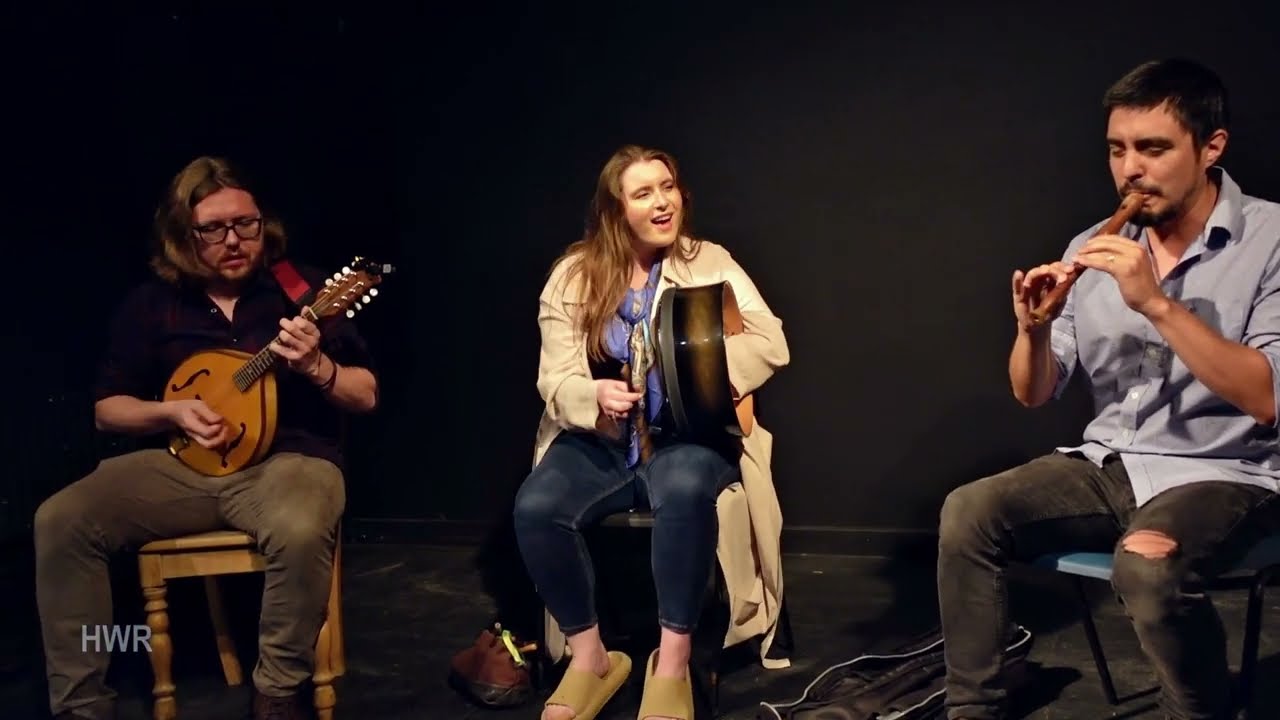 Aimée Farrell Courtney: bodhran (2) & Guests: Bella Ciao + Reel - Craiceann Bodhrán Festival 2023