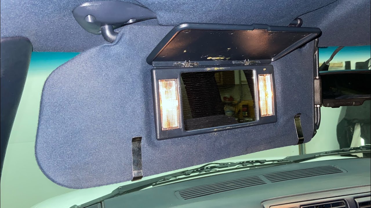 S10 Vanity Mirror Lid repair